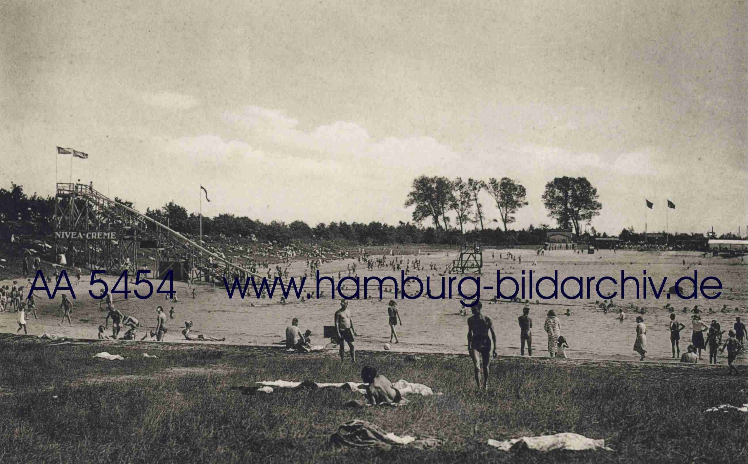Historisches Freibad Farmsen um 1940 - Immobilienmaklerin Farmsen-Berne
